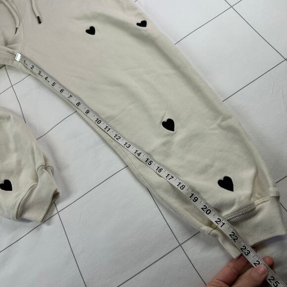 The Great Pants Womens Small Cream Heart Embroidered Crop Jogger Sporty Casual - Picture 10 of 12